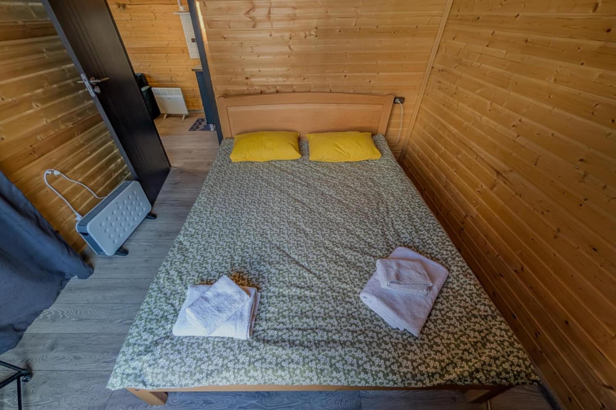 Inga Jafaridze Guesthouse Pele Mestia Bagian luar foto
